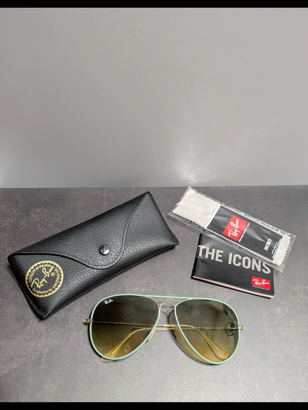 Ray-Ban Aviator Sunglasses in Green and Yellow Gradient